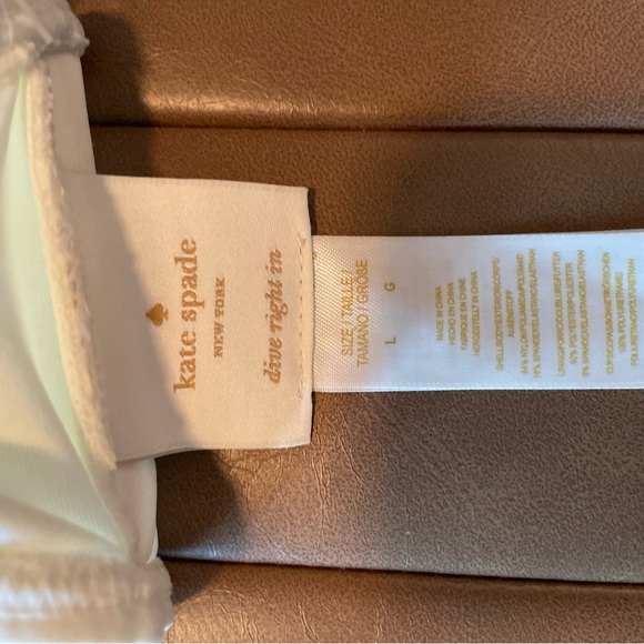 Kate Spade rosette bikini top size L NWT - Picture 7 of 8